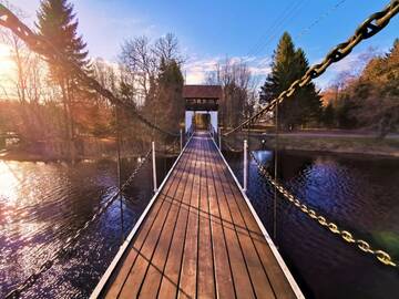 Фото номера Номер Делюкс с кроватью размера «king-size» Кемпинги Historic Bridge Tower г. Lagedi 11